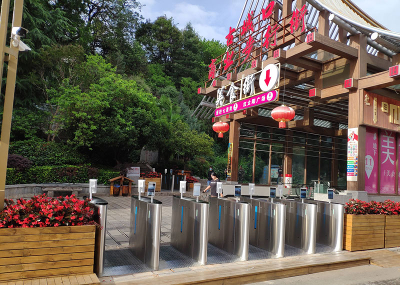 从管理到协同：智慧售票系统如何联动商户，激活景区商业生态